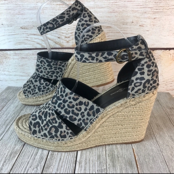 Shoes - Treasure & Bond Wedge Sandals 12M